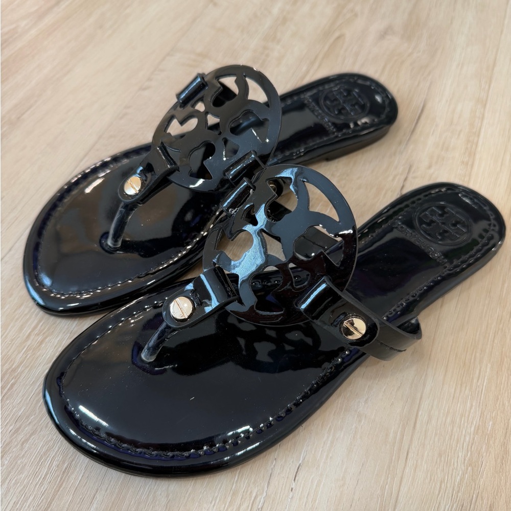 Tory Burch Black Patent Leather Sandals - Picture 6 of 7